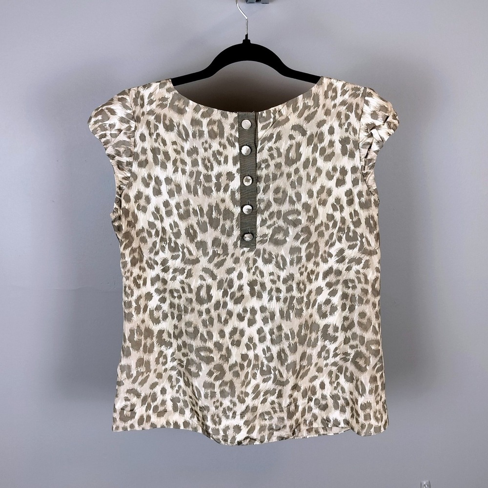 Vintage Banana Republic Silk Leopard Print Top Size Small‎ Tan Button Back